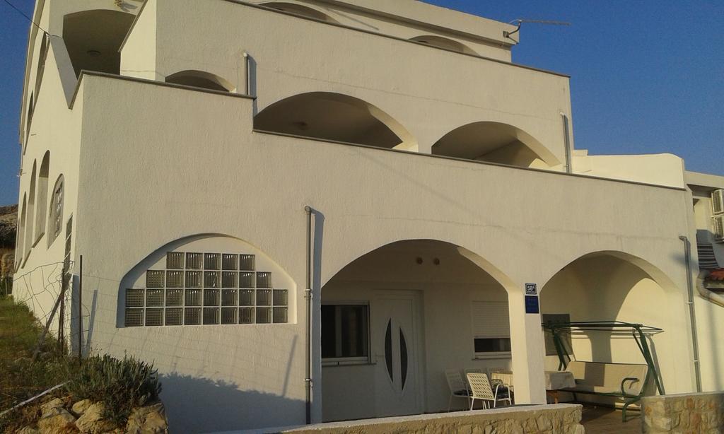 Apartments Markulincic Novalja Exterior foto